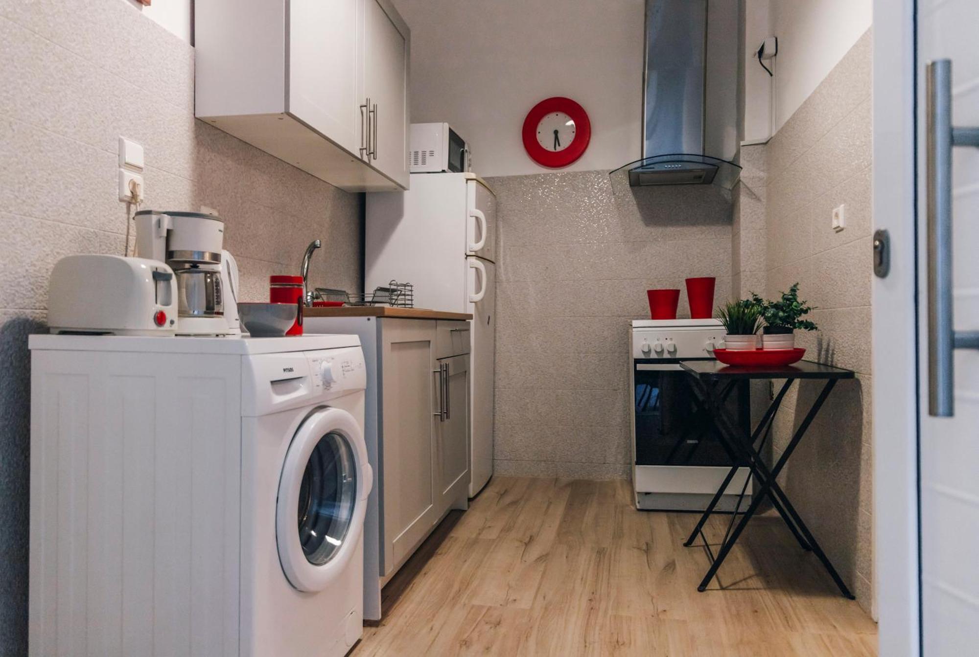 Monastiraki-Psiri, Old Town, 3-Bdr Apt, Sleep 6-10P, Spacious Court Yard Athens Exterior photo